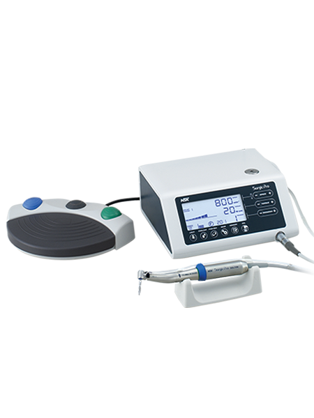 Motor de implante e peça cirúrgica